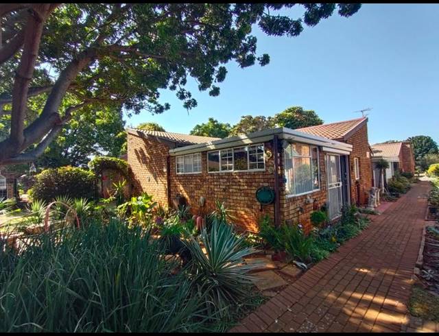 1 BEDROOM TOWNHOUSE FOR SALE IN CLARINA